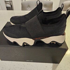 SOREL Kinetic Impact II Strap Sneaker